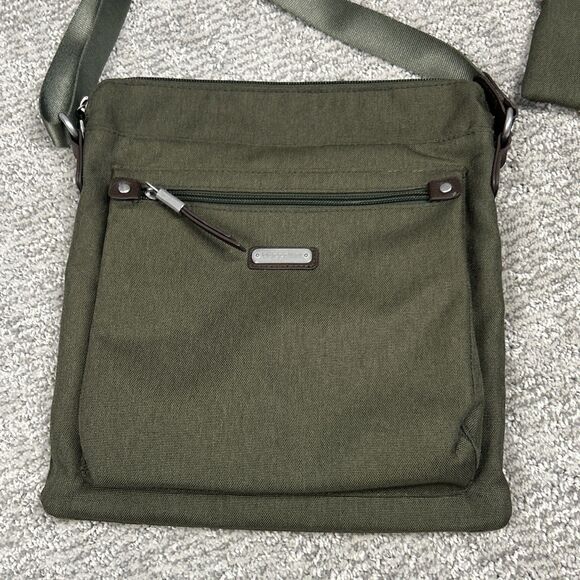 Baggallini Go Bagg Crossbody Purse Shoulder Bag Olive Green+ Wallet Pockets - Picture 2 of 11